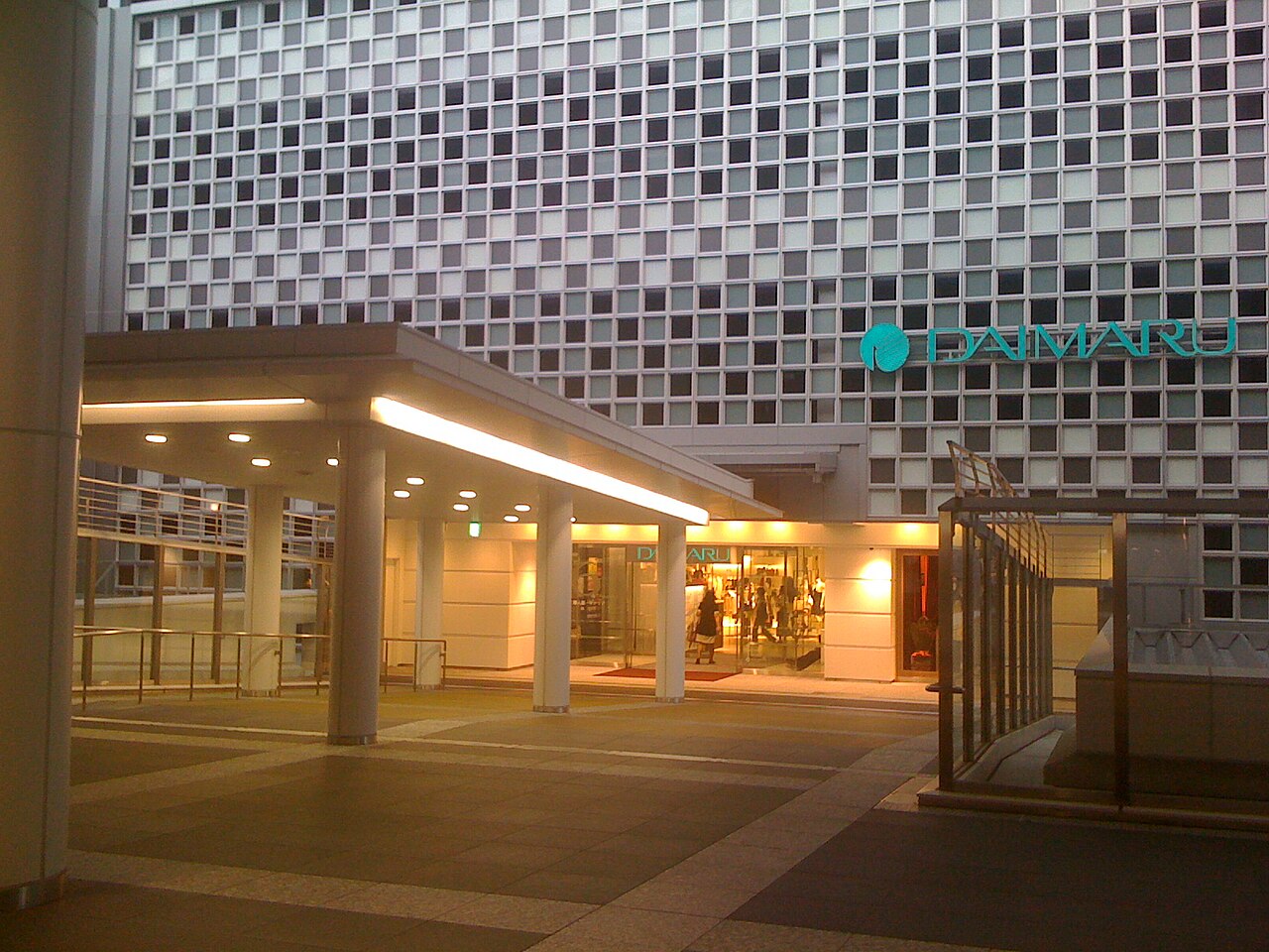 大丸梅田店 参考图 1